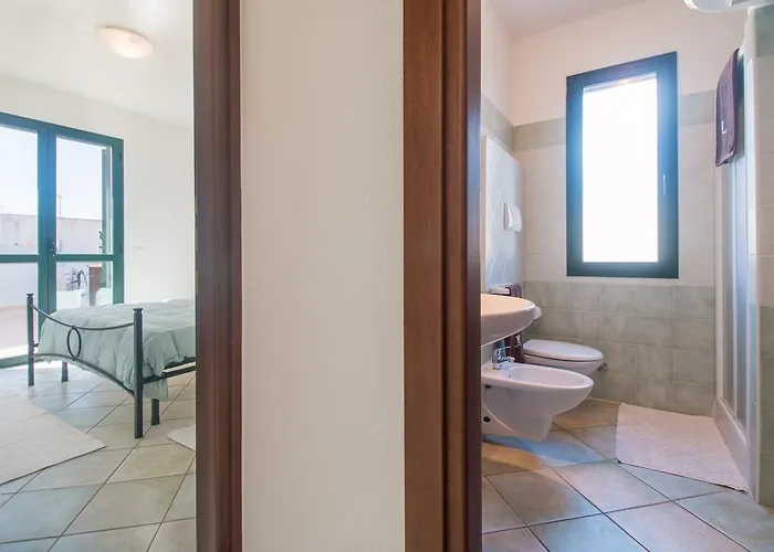 Residenza Maria Antonia - Private * Орозеи