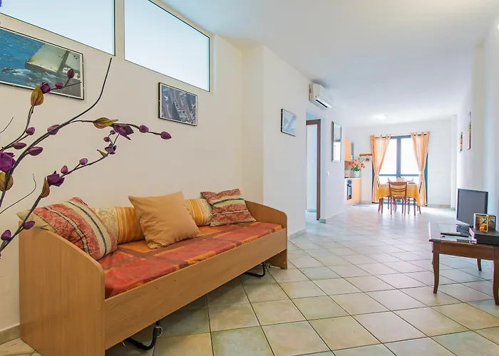 Residenza Maria Antonia - Private Appartement Orosei